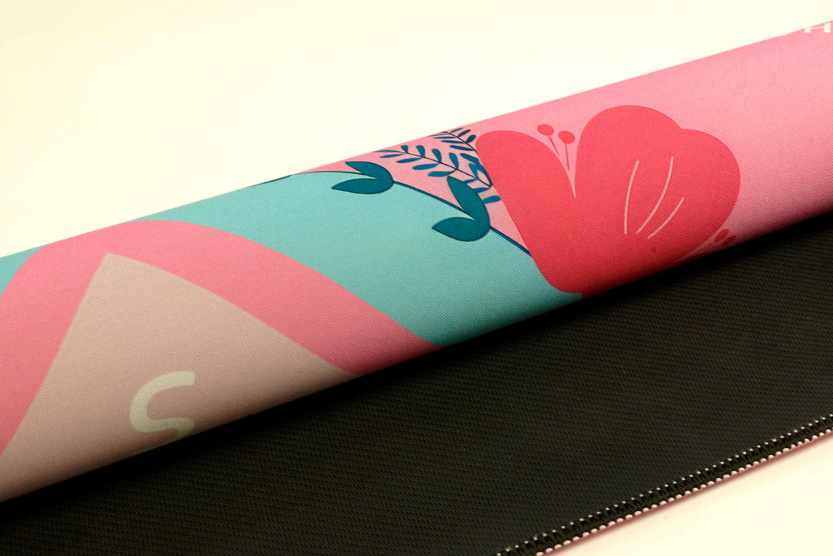 Pink Mahjong Mat – 31.5" x 31.5" Non-Slip Mahjong Game Mat with Printed Rules