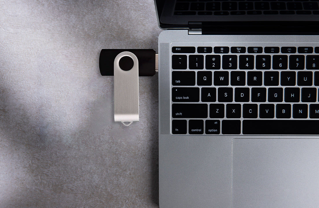 Classic SWM Bundle USB 3.1 Flash Drive