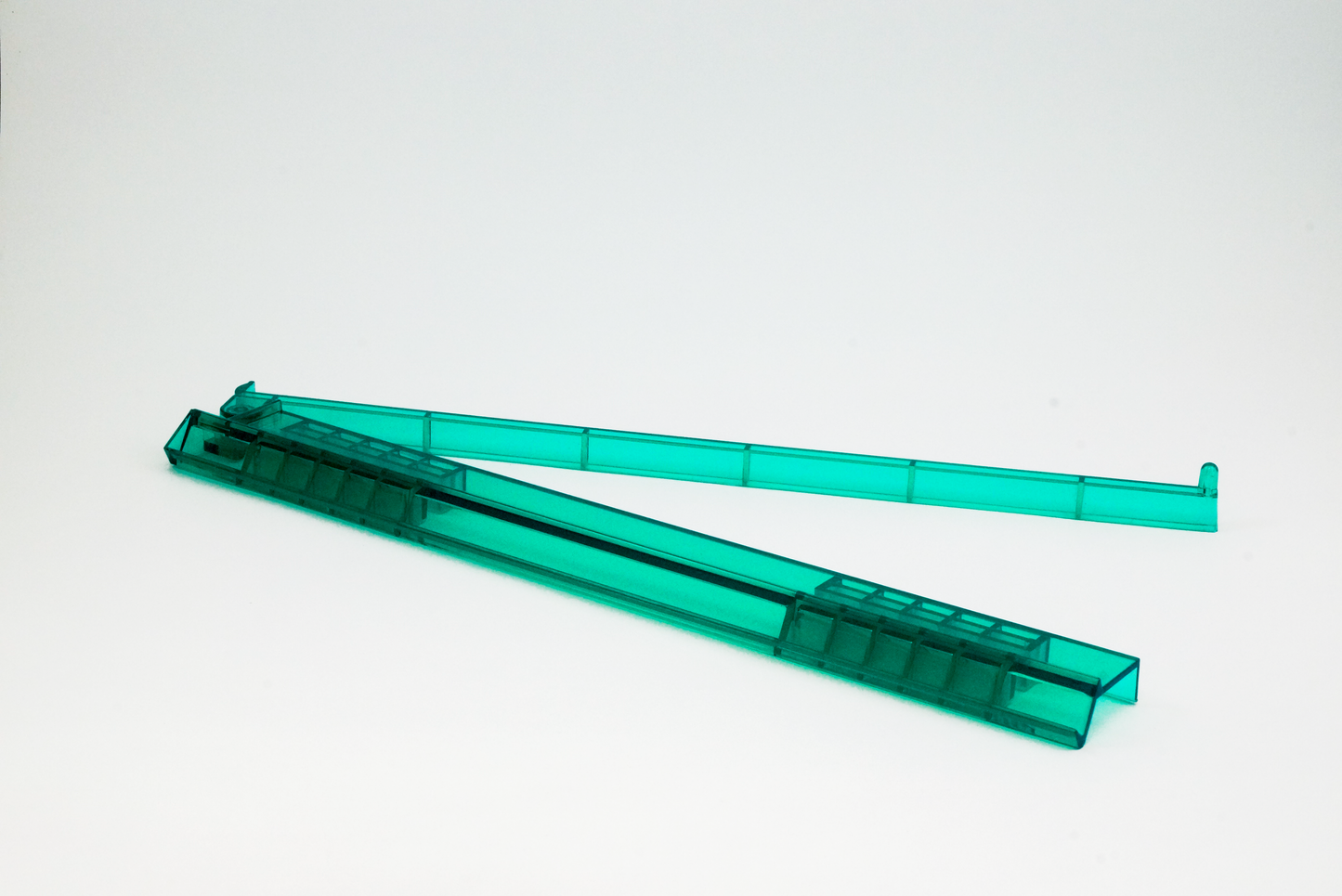 Teal Acrylic Mahjong Rack & Pusher Set
