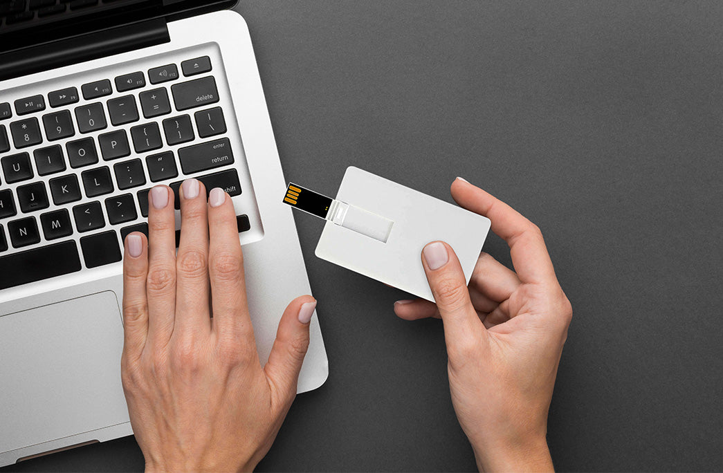 Card Flip USB 3.1 Flash Drive Unprinted