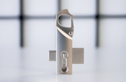 UMD USB 3.1 Flash Drive with Clip
